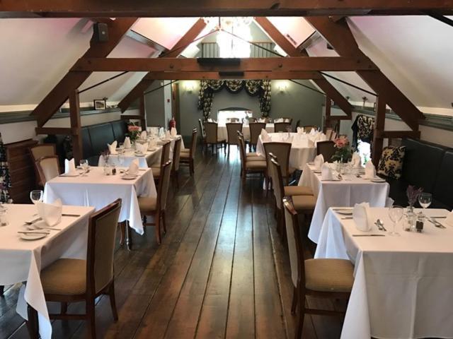The Barns Hotel 캐녹 외부 사진